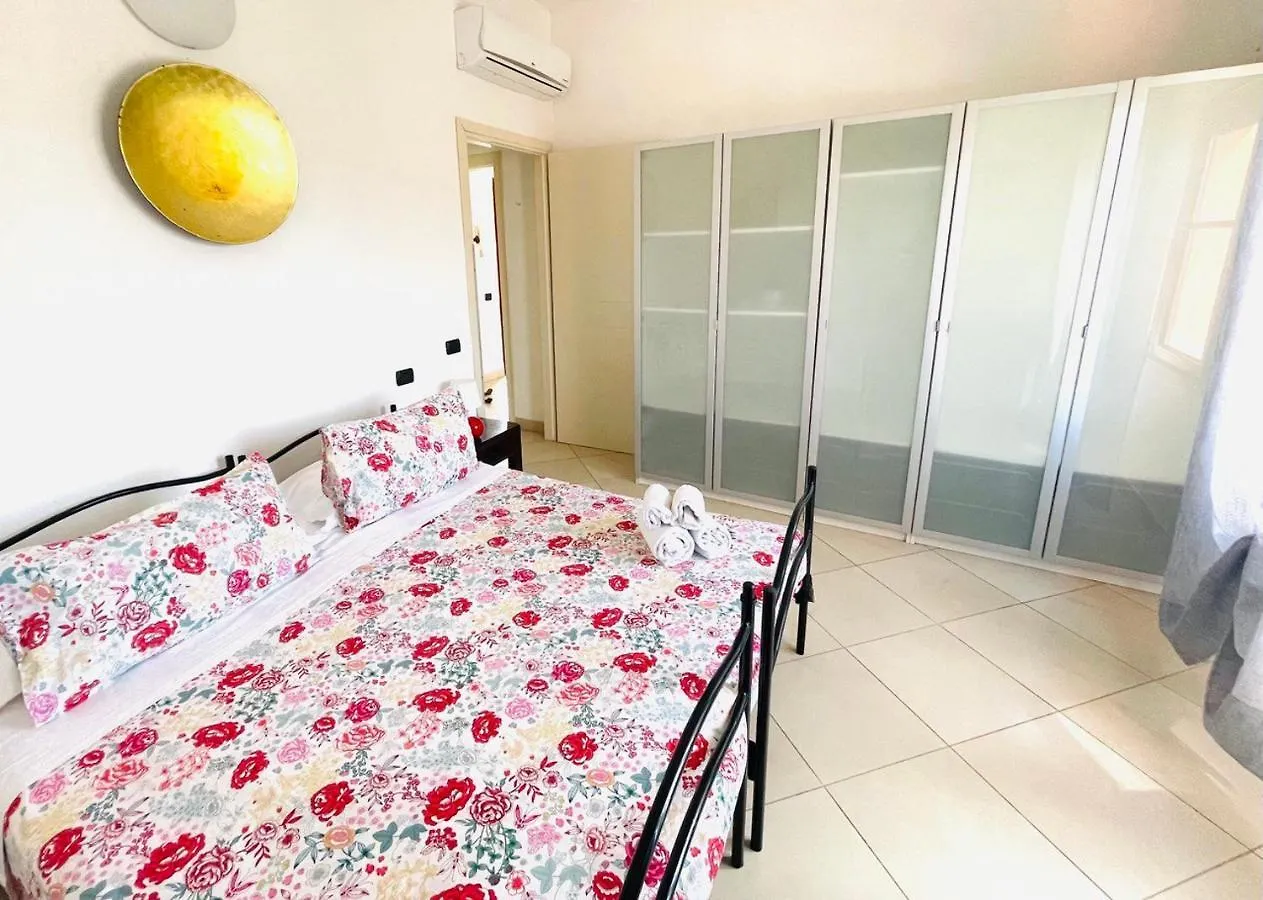 Aparthotel Regina Del Mare Holiday Apartments Tirrenia Itálie